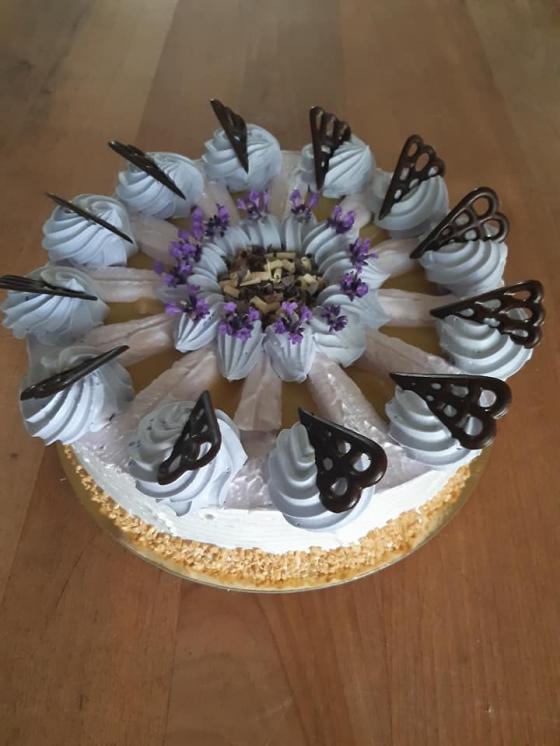 Levandulovo -citronová torta