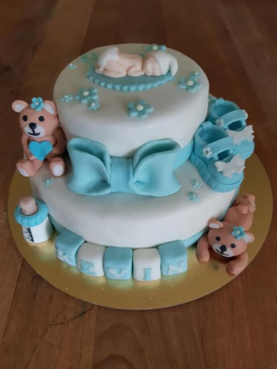 torta na krstiny