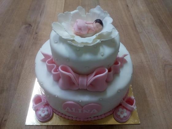 torta na krstiny