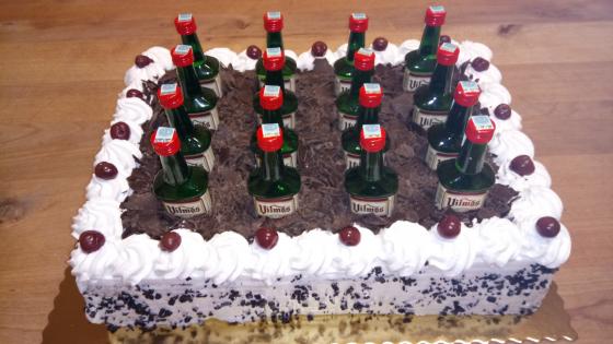 Torta s pálenkou veľkosť 300x400